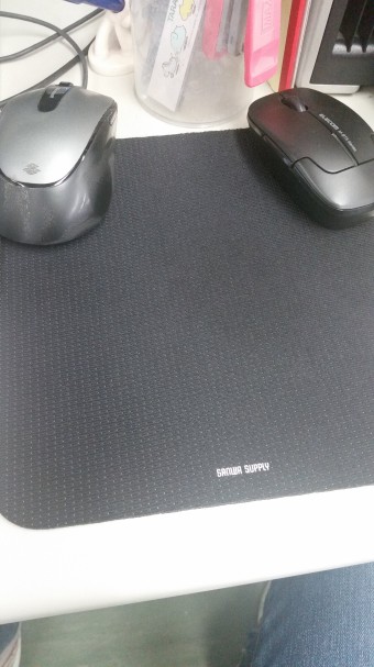 静電気除去マウスパット