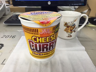 チーズカレーヌードル