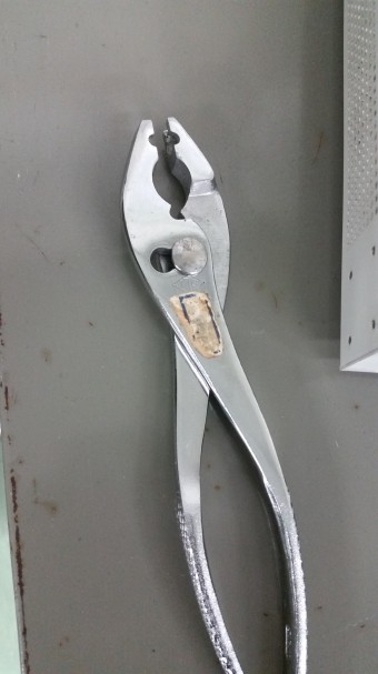 ペンチの力を借りてみた