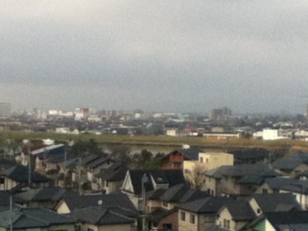 な～んも見えましぇ～ん