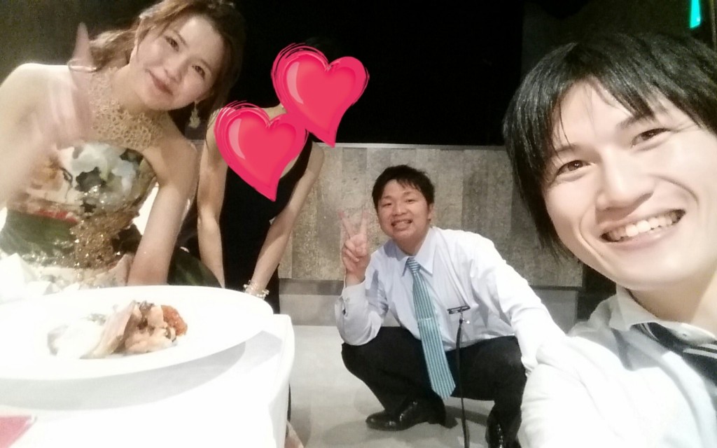 新婚2組と、その他2人の図