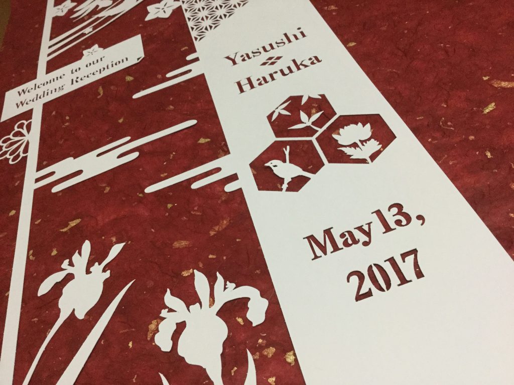 ばあちゃんの絵にあった「福寿草、南天、雀」は、ここにさりげなく入れました